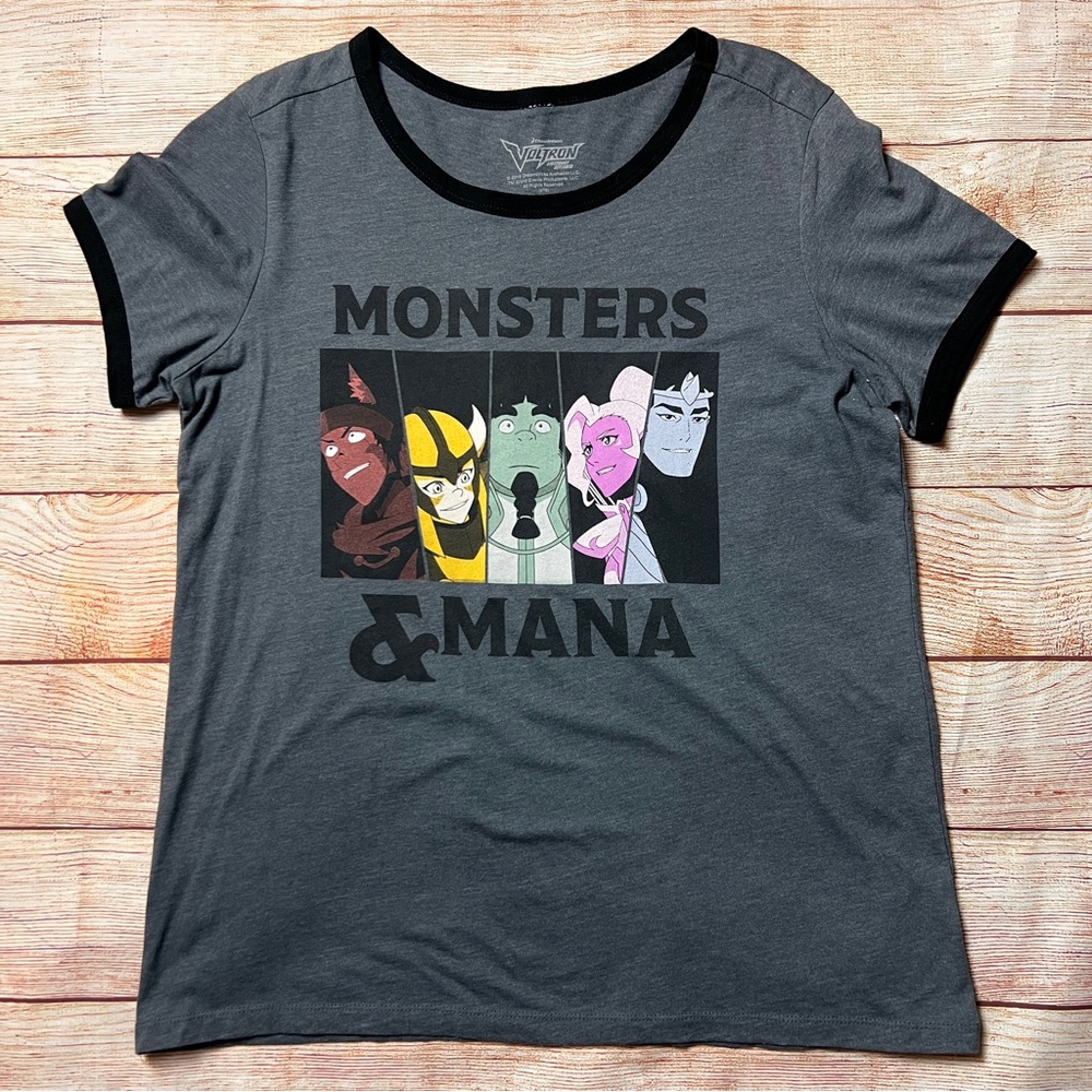Voltron Monsters & Mana T-Shirt, Size XL, VGUC